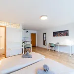 Modern Und Renoviert